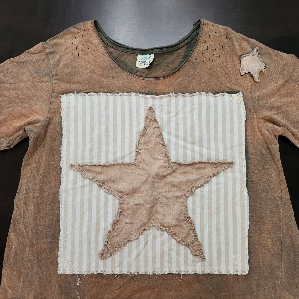 Relaxed Star Appliqué Maxi Dress in Dusty Peach - Picture 2 of 5